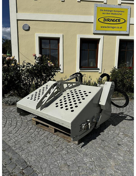 Cat Landscape Rake LR15 - Implemento: foto 3 Cat Landscape Rake LR15 - Implemento: foto 3