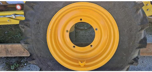 JCB Reifen Starmaxx 15.5/80-24 NEU - Recambio: foto 4 JCB Reifen Starmaxx 15.5/80-24 NEU - Recambio: foto 4