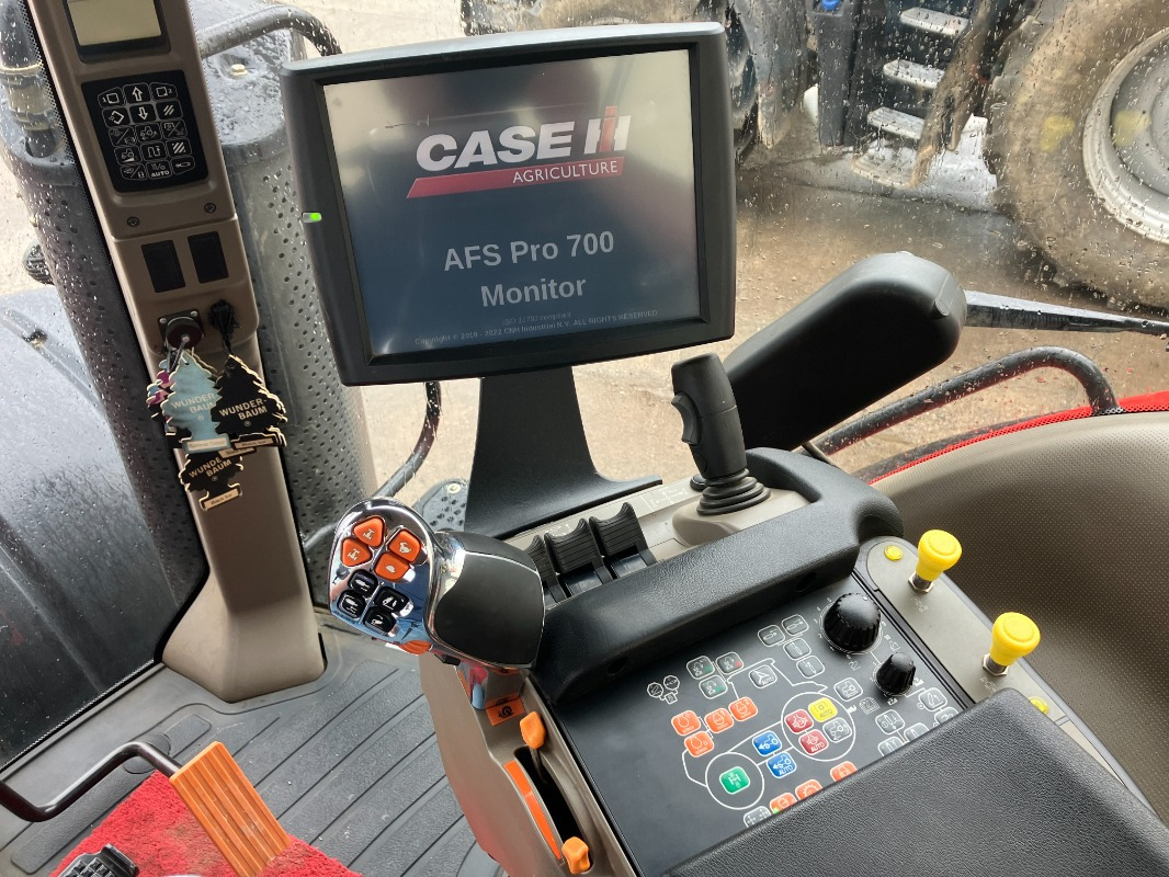 Case Magnum 380 CVX/ RTK/ Motor neu - Tractor: foto 4 Case Magnum 380 CVX/ RTK/ Motor neu - Tractor: foto 4