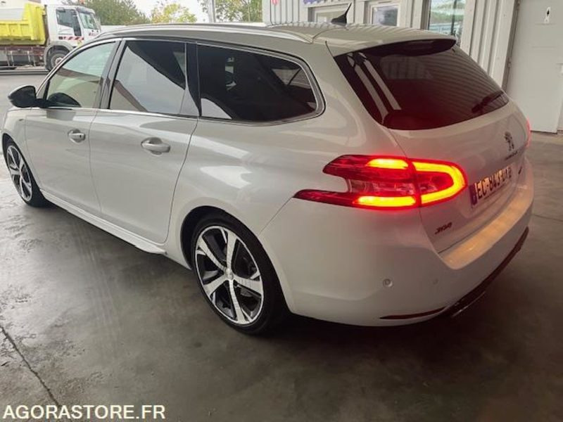 308 SW GT 1.6 THP 205cv - 05/2016 - 140150 KM - Coche: foto 2 308 SW GT 1.6 THP 205cv - 05/2016 - 140150 KM - Coche: foto 2