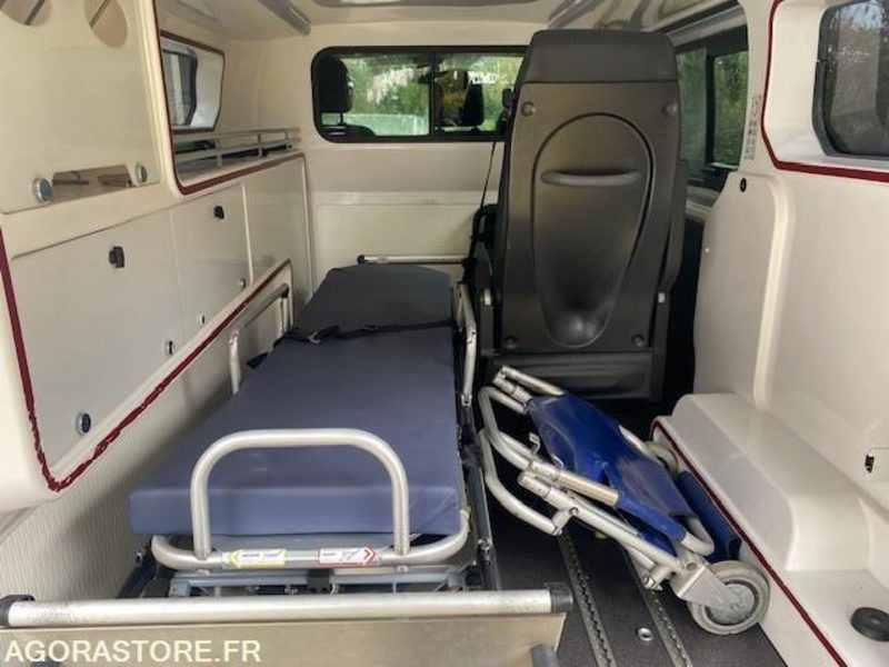 AMBULANCE FIAT TALENTO L1H1 120 CV - 2019 - 121 000km - Ambulancia: foto 3 AMBULANCE FIAT TALENTO L1H1 120 CV - 2019 - 121 000km - Ambulancia: foto 3
