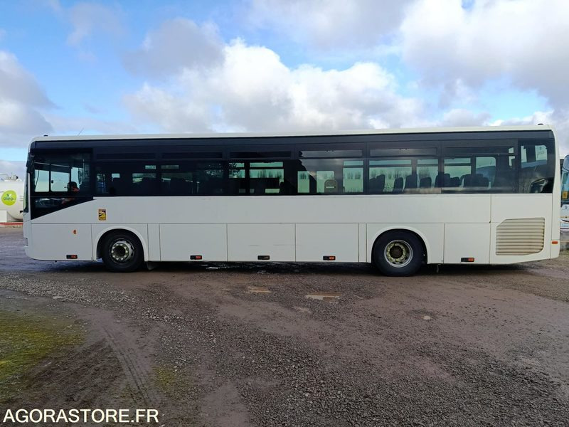 CAR IRISBUS RECREO - PARC 19964 - MEC2011/506000km/ BM-526-BE - Autobús escolar: foto 3 CAR IRISBUS RECREO - PARC 19964 - MEC2011/506000km/ BM-526-BE - Autobús escolar: foto 3