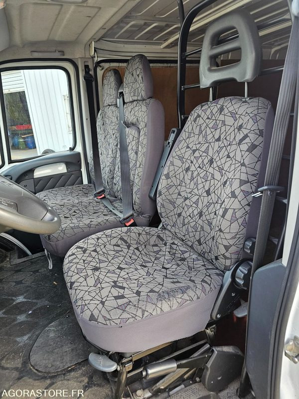 CITROEN JUMPER - 2003 - 34970KM - Furgón: foto 5 CITROEN JUMPER - 2003 - 34970KM - Furgón: foto 5