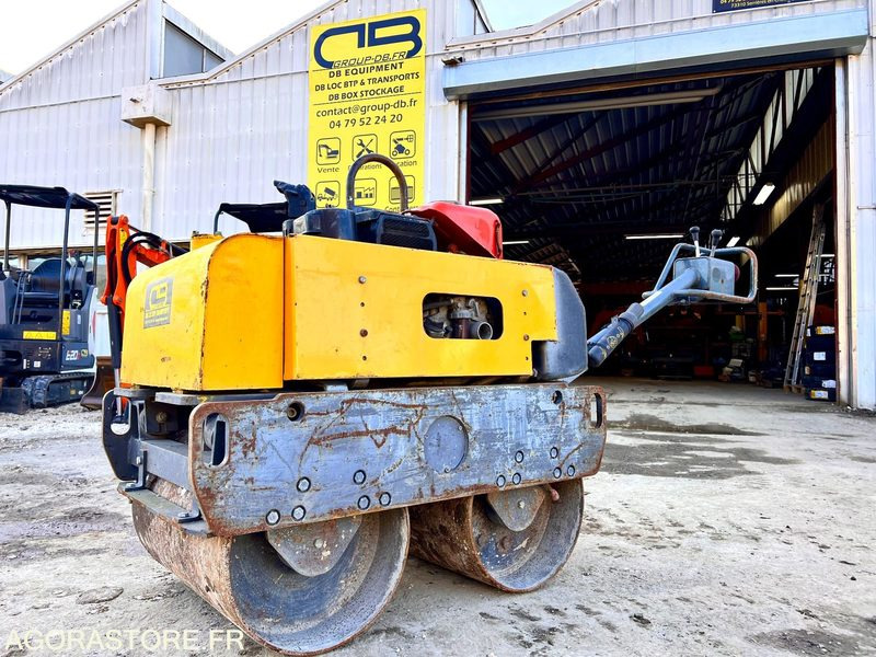 COMPACTEUR À MAIN BELL GROUP BWR650 - 2010 - Rodillo: foto 1 COMPACTEUR À MAIN BELL GROUP BWR650 - 2010 - Rodillo: foto 1