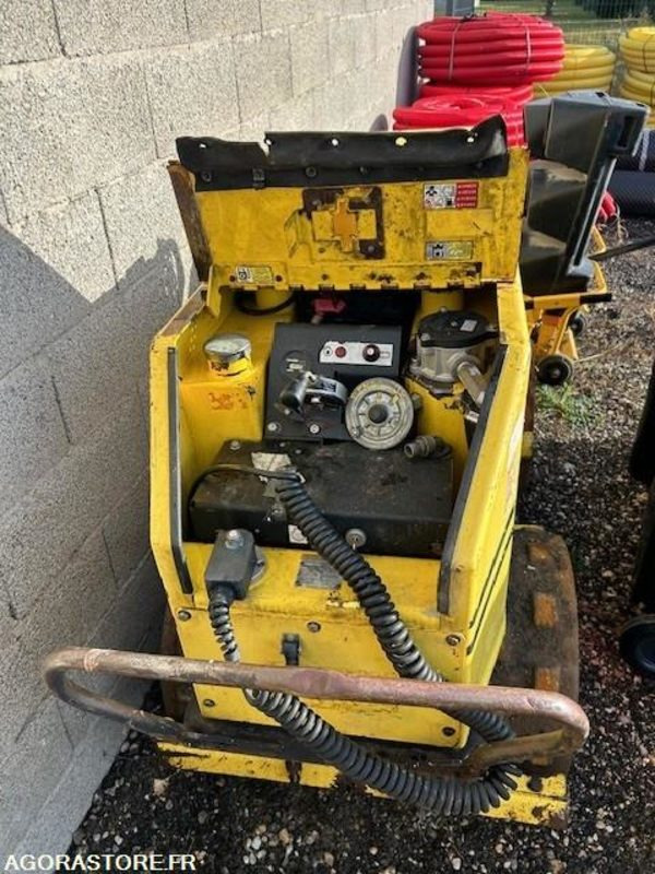 COMPACTEUR DE TRANCHEE WACKER RT - 1274 HEURES - Rodillo: foto 3 COMPACTEUR DE TRANCHEE WACKER RT - 1274 HEURES - Rodillo: foto 3