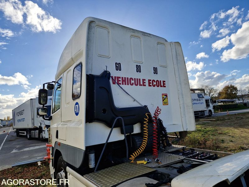 DAF CF 85.360 - 2013 - Cabeza tractora: foto 5 DAF CF 85.360 - 2013 - Cabeza tractora: foto 5