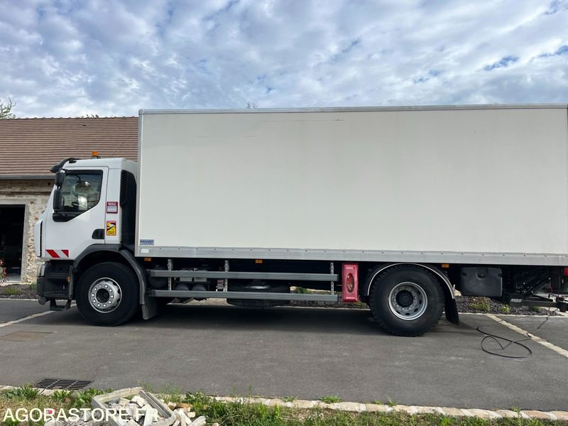 RENAULT DWIDE GAMME CHANTIER OFFROAD- 2015 - 49 976 KMS - Cabeza tractora: foto 3 RENAULT DWIDE GAMME CHANTIER OFFROAD- 2015 - 49 976 KMS - Cabeza tractora: foto 3