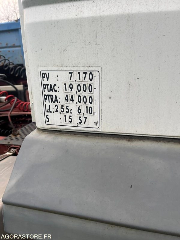 TRACTEUR 4X2 IVECO STRALIS 2004 420 000 KM - Cabeza tractora: foto 2 TRACTEUR 4X2 IVECO STRALIS 2004 420 000 KM - Cabeza tractora: foto 2