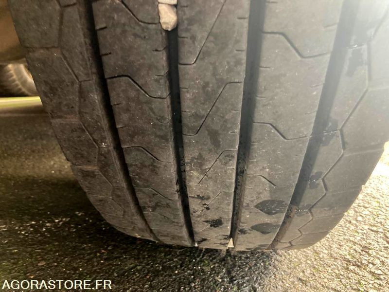 VOLVO FL 290 - 2013 - 568 476km - Cabeza tractora: foto 4 VOLVO FL 290 - 2013 - 568 476km - Cabeza tractora: foto 4