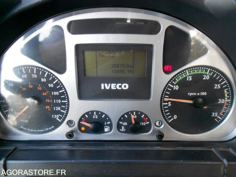 Camión CAMION IVECO: foto 6