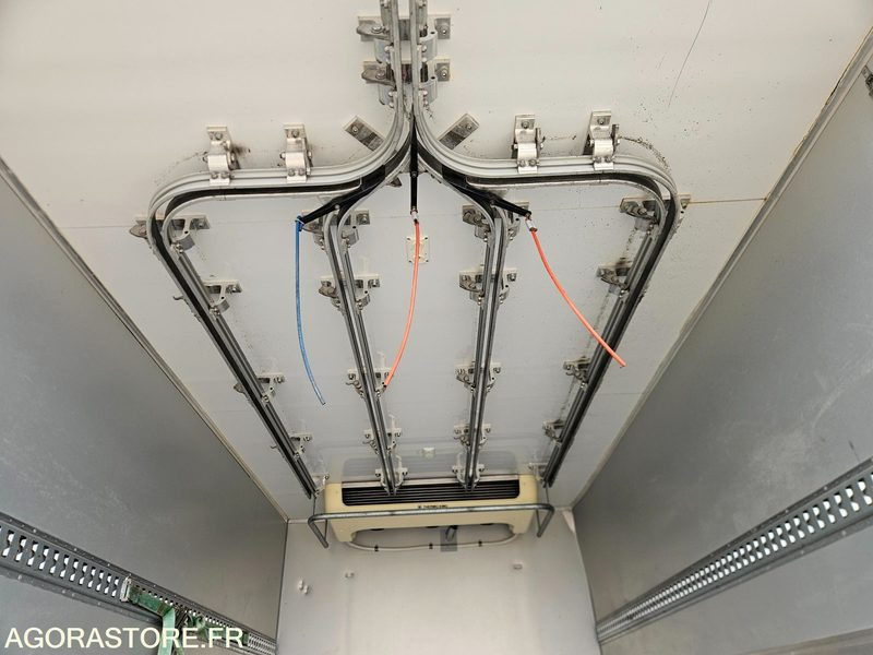 IVECO DAILY 72C21 PORTE VIANDE FRIGORIFIQUE - 2017 - Camión: foto 5 IVECO DAILY 72C21 PORTE VIANDE FRIGORIFIQUE - 2017 - Camión: foto 5