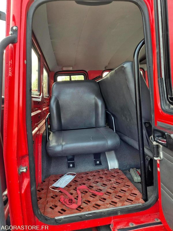 RENAULT 110/170 8141 SB 61 - Camión: foto 5 RENAULT 110/170 8141 SB 61 - Camión: foto 5