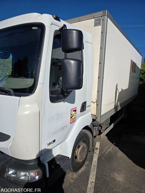RENAULT MIDLUM 7.5t AQ-944-PH 466303km - Camión: foto 2 RENAULT MIDLUM 7.5t AQ-944-PH 466303km - Camión: foto 2