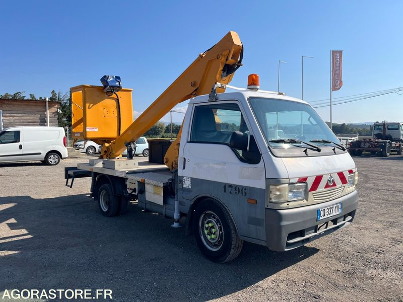 Camion nacelle - VL 3,5 t - Multitel 145 Aluminium – 14,5 m – 74 292 km - Camión con plataforma elevadora: foto 2 Camion nacelle - VL 3,5 t - Multitel 145 Aluminium – 14,5 m – 74 292 km - Camión con plataforma elevadora: foto 2