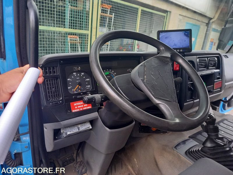 Combiné Hydrocureur - Aspirateur sur camion 19T - Limpieza de alcantarillado: foto 3 Combiné Hydrocureur - Aspirateur sur camion 19T - Limpieza de alcantarillado: foto 3