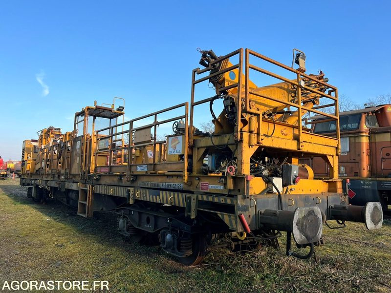 DEROULEUR A TENSION CONTROLEE - LANGUINIER - T2000 - 2002 - Equipo de construcción: foto 1 DEROULEUR A TENSION CONTROLEE - LANGUINIER - T2000 - 2002 - Equipo de construcción: foto 1