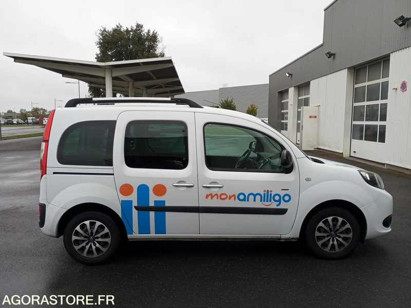 EY-098-HV - Roulant - RENAULT KANGOO - VP - 214 917 Kms - Coche: foto 4 EY-098-HV - Roulant - RENAULT KANGOO - VP - 214 917 Kms - Coche: foto 4