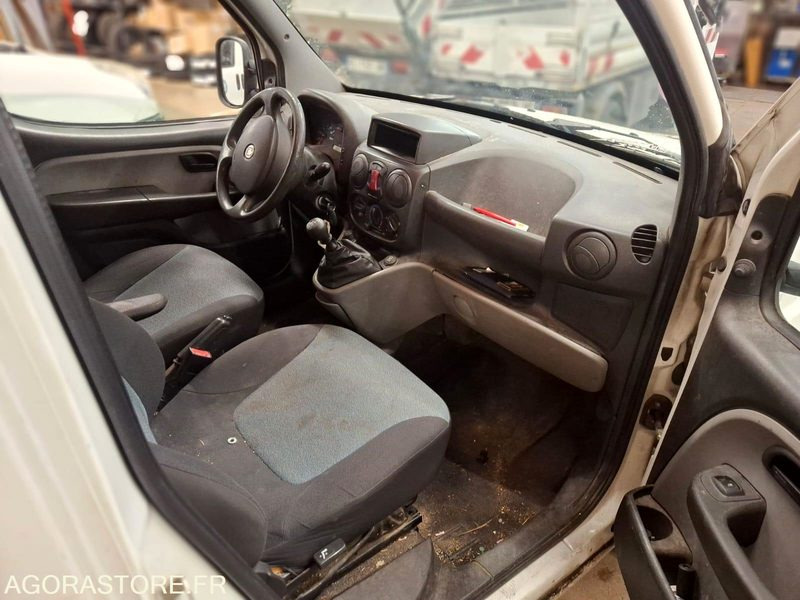 FIAT DOBLO CARGO 2 - Furgoneta pequeña: foto 5 FIAT DOBLO CARGO 2 - Furgoneta pequeña: foto 5