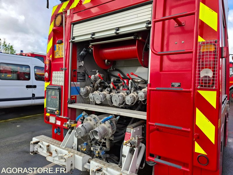 FOURGON POMPE TONNE - RENAULT MIDLUM - 676 AFL 29 - Camión de bomberos: foto 5 FOURGON POMPE TONNE - RENAULT MIDLUM - 676 AFL 29 - Camión de bomberos: foto 5