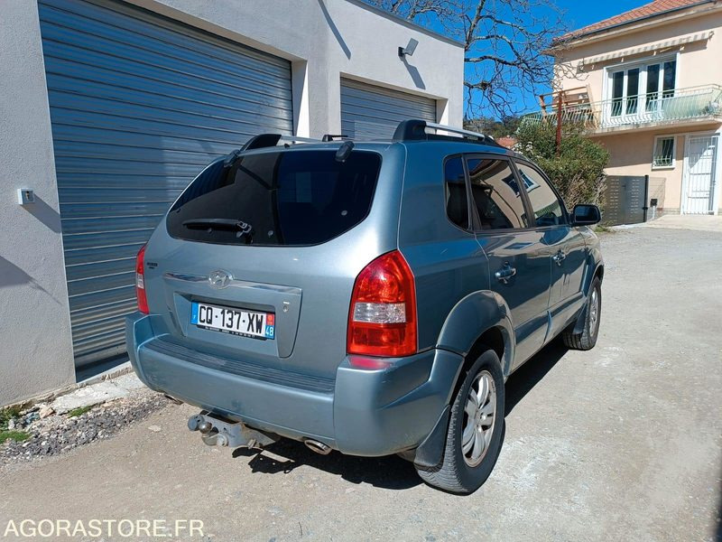 HYUNDAI TUCSON - 2007 - 224500KMS - SUV/ Todoterreno: foto 3 HYUNDAI TUCSON - 2007 - 224500KMS - SUV/ Todoterreno: foto 3