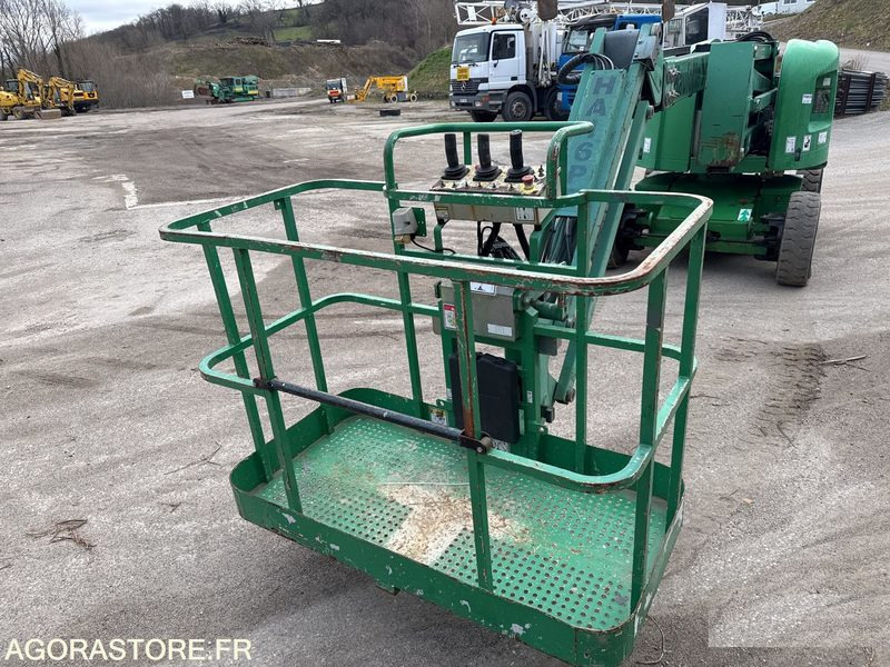 Haulotte HA16PE Diesel Nacelle Articulee - Plataforma elevadora: foto 5 Haulotte HA16PE Diesel Nacelle Articulee - Plataforma elevadora: foto 5
