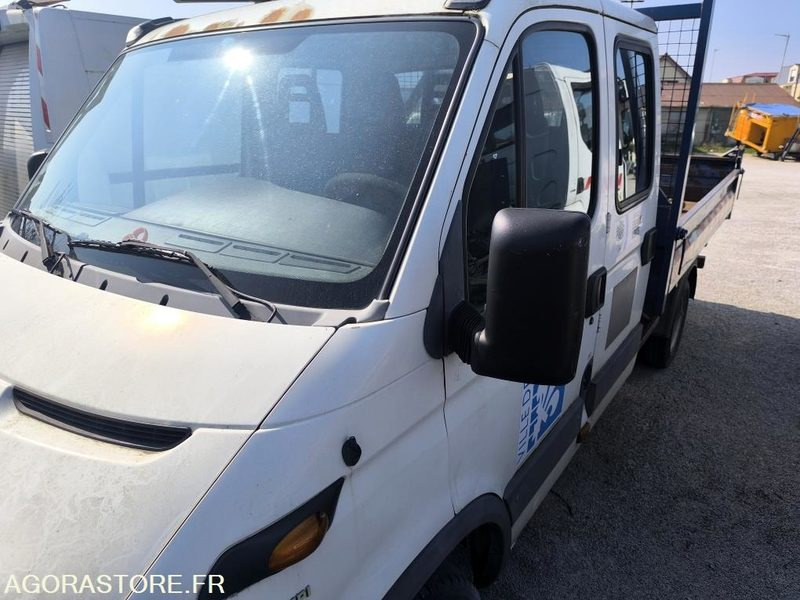 IVECO DAILY - Furgoneta basculante: foto 1 IVECO DAILY - Furgoneta basculante: foto 1