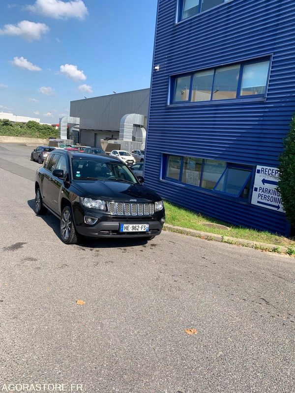 JEEP COMPASS LIMITED 2014 102852KM - SUV/ Todoterreno: foto 5 JEEP COMPASS LIMITED 2014 102852KM - SUV/ Todoterreno: foto 5