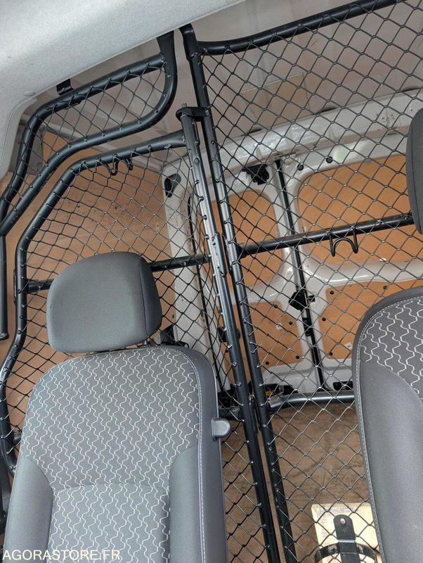 KANGOO de 2013 avec galerie toit et attache remorque - 75 CV - 81 502 KM - Furgoneta pequeña: foto 5 KANGOO de 2013 avec galerie toit et attache remorque - 75 CV - 81 502 KM - Furgoneta pequeña: foto 5