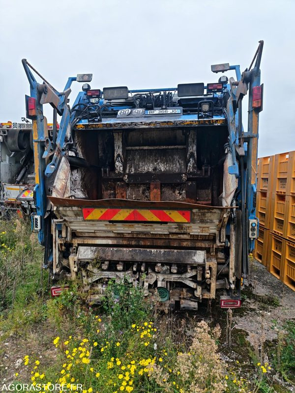 MAN 26T/BOM - BF366JG - Camión de basura: foto 3 MAN 26T/BOM - BF366JG - Camión de basura: foto 3