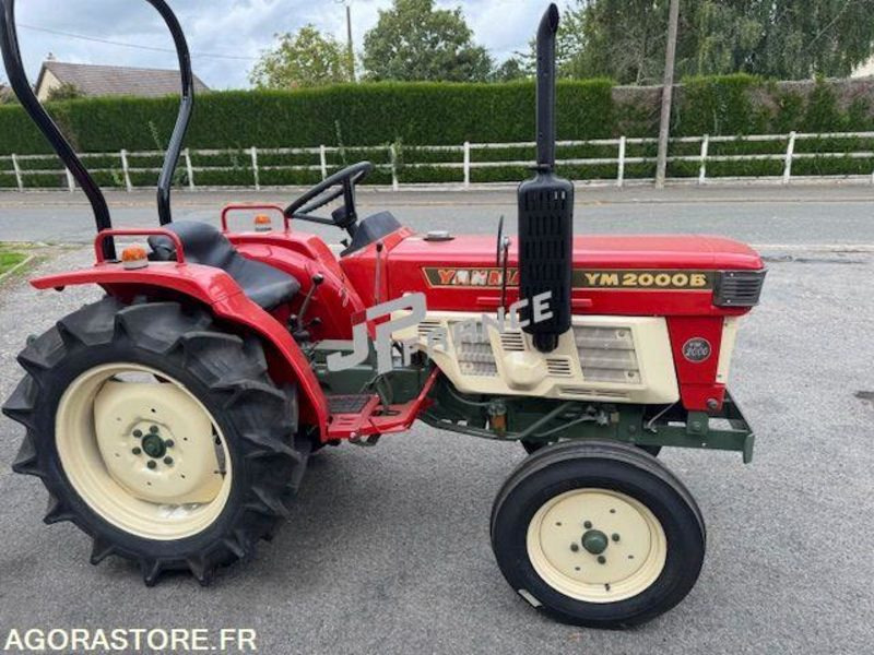 MICROTRACTEUR YANMAR 20CV 2 CYLINDRES 1150CM3 D'OCCASION 2RM TRES BON ETAT 810H - Tractor: foto 1 MICROTRACTEUR YANMAR 20CV 2 CYLINDRES 1150CM3 D'OCCASION 2RM TRES BON ETAT 810H - Tractor: foto 1