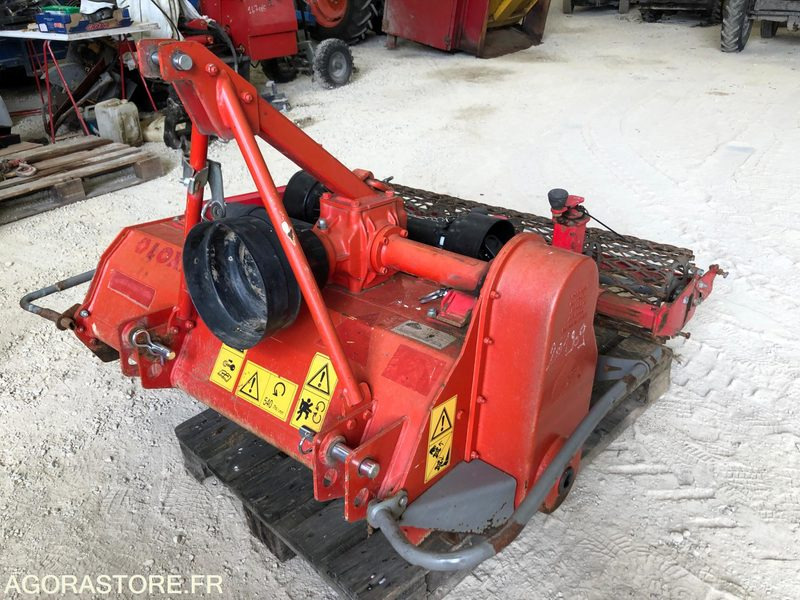 Enfouisseur de pierres DAIRON RD100NIV pour micro tracteur 22-35CV - Maquinaria agrícola: foto 2 Enfouisseur de pierres DAIRON RD100NIV pour micro tracteur 22-35CV - Maquinaria agrícola: foto 2