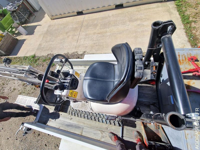 Mini Pelle 1T JCB 8010CTS + Remorque - 2023 / (NEUVE) 19 HEURES (EMF201) - Miniexcavadora: foto 3 Mini Pelle 1T JCB 8010CTS + Remorque - 2023 / (NEUVE) 19 HEURES (EMF201) - Miniexcavadora: foto 3