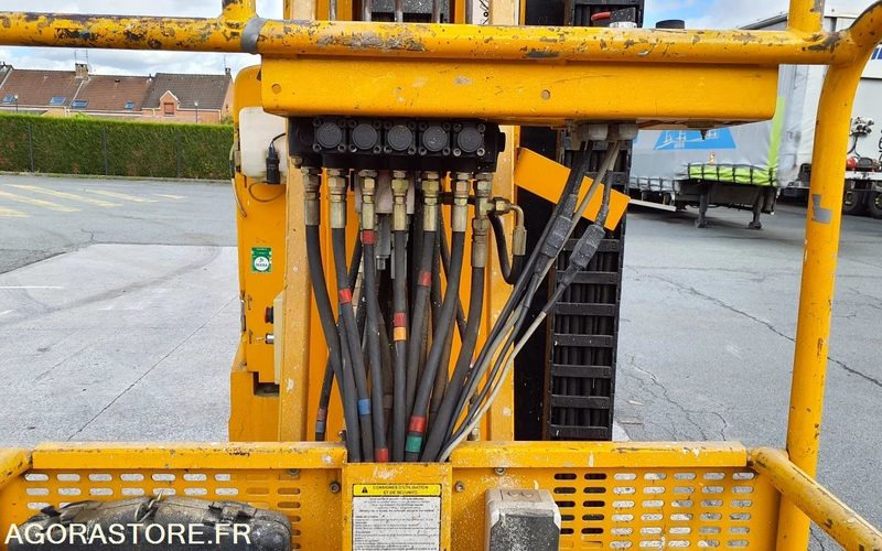 Plataforma elevadora Nacelle électrique Toucan mat Vertical JLG 1100 A: foto 16