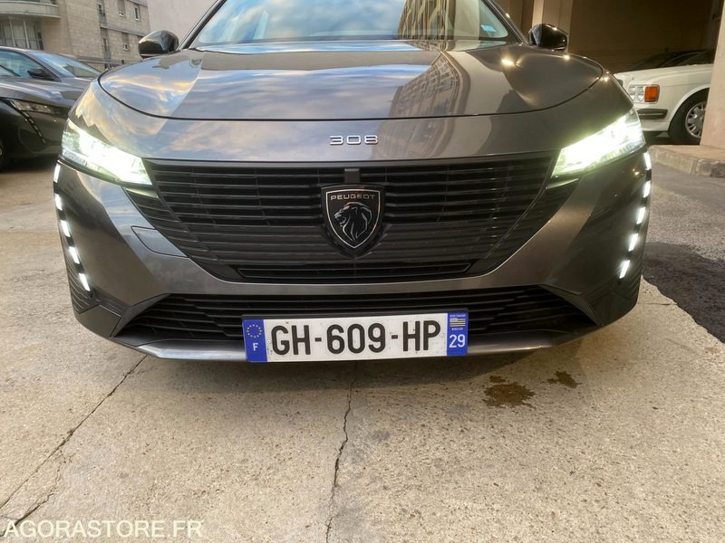 PRIX TTC PEUGEOT 308 III (P5) SW 1.5 BlueHDi 16V EAT8 S&S 130 Boîte automatique - Coche familiar: foto 4 PRIX TTC PEUGEOT 308 III (P5) SW 1.5 BlueHDi 16V EAT8 S&S 130 Boîte automatique - Coche familiar: foto 4