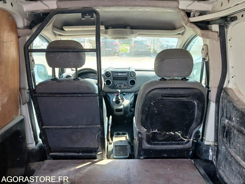 Leasing de  Peugeot Partner Peugeot Partner: foto 10
