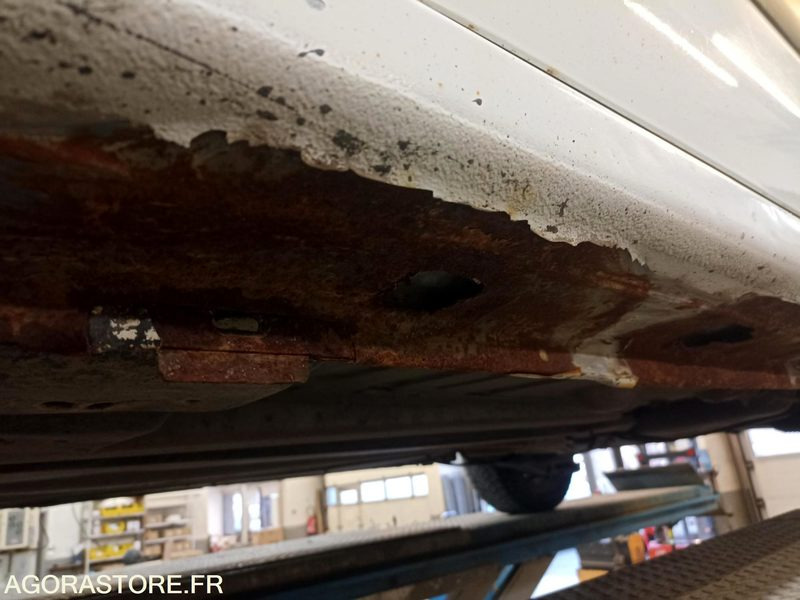 Peugeot Partner (pour pièces) - Furgoneta pequeña: foto 3 Peugeot Partner (pour pièces) - Furgoneta pequeña: foto 3