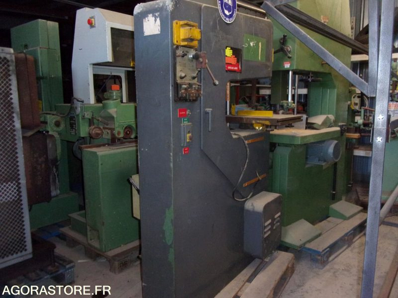 RARE SCIE a ruban verticale a métaux ULTRA - Máquina para metal: foto 3 RARE SCIE a ruban verticale a métaux ULTRA - Máquina para metal: foto 3