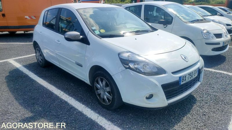 RENAULT CLIO - 2011 - 202079kms - Coche: foto 3 RENAULT CLIO - 2011 - 202079kms - Coche: foto 3
