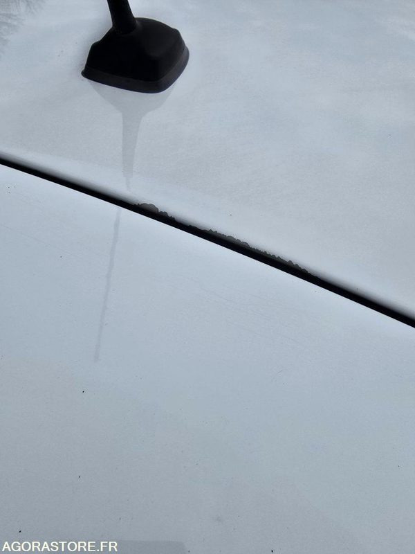 RENAULT CLIO - 2012 - 133 000 km - Coche: foto 5 RENAULT CLIO - 2012 - 133 000 km - Coche: foto 5
