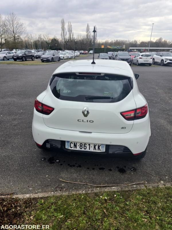 RENAULT CLIO - 2012 - 133 000 km - Coche: foto 4 RENAULT CLIO - 2012 - 133 000 km - Coche: foto 4