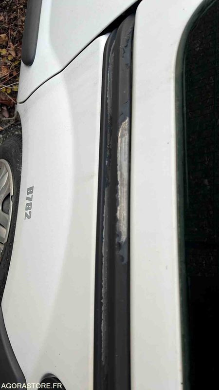 RENAULT KANGOO - 2003 - 88068 KM - FX998NX - Furgoneta pequeña: foto 4 RENAULT KANGOO - 2003 - 88068 KM - FX998NX - Furgoneta pequeña: foto 4