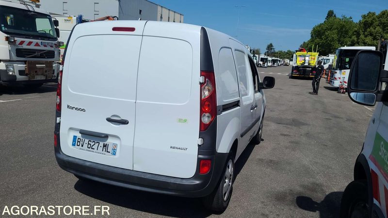 RENAULT KANGOO - 2011 - 81107KM - BV-627-ML - Furgoneta pequeña: foto 4 RENAULT KANGOO - 2011 - 81107KM - BV-627-ML - Furgoneta pequeña: foto 4