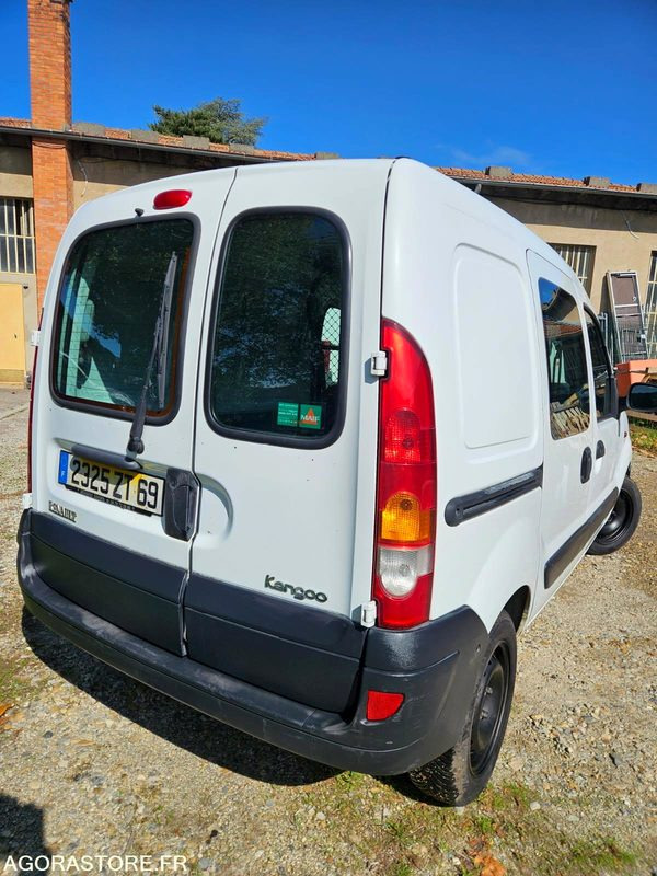 RENAULT KANGOO 2325 ZT 69 - Furgón: foto 5 RENAULT KANGOO 2325 ZT 69 - Furgón: foto 5