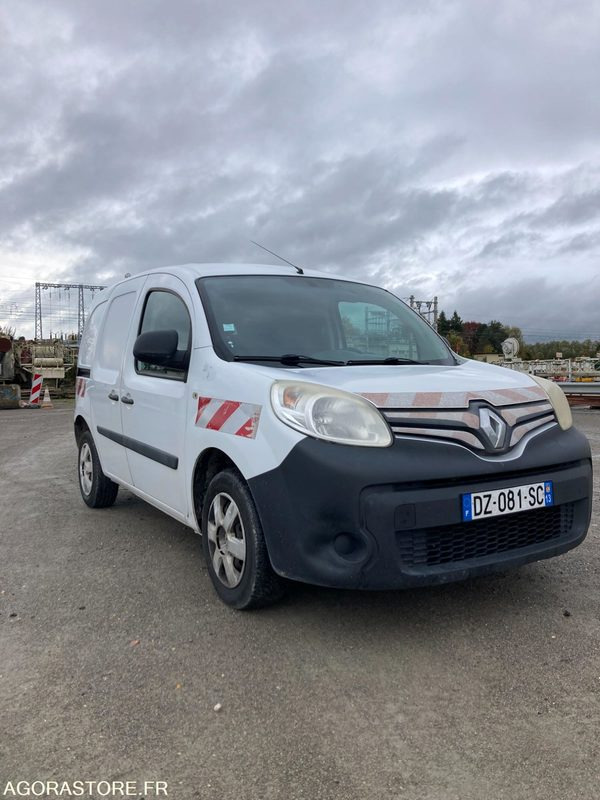 RENAULT KANGOO diesel - Année 2016 - 322 400 km - Furgoneta pequeña: foto 4 RENAULT KANGOO diesel - Année 2016 - 322 400 km - Furgoneta pequeña: foto 4