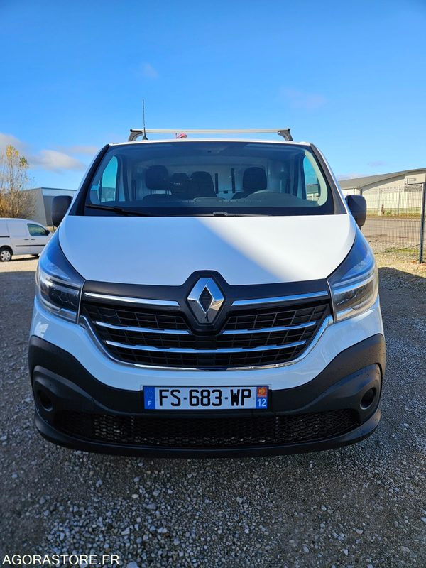 RENAULT TRAFIC 2.0 DCI 120 L2H1 - 2020 - 67800km - Furgón: foto 1 RENAULT TRAFIC 2.0 DCI 120 L2H1 - 2020 - 67800km - Furgón: foto 1