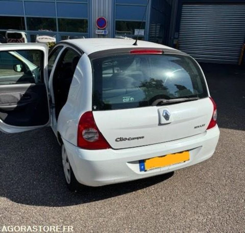 Renault CLIO 2 - Coche: foto 4 Renault CLIO 2 - Coche: foto 4