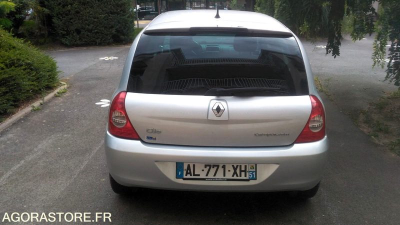 Renault Clio Campus 155254 kms 2010 - Coche: foto 3 Renault Clio Campus 155254 kms 2010 - Coche: foto 3