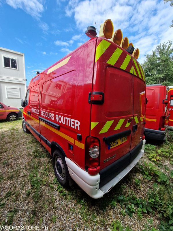 Renault Master - 2005 - 22473 - 2254YG27 - Furgón: foto 4 Renault Master - 2005 - 22473 - 2254YG27 - Furgón: foto 4