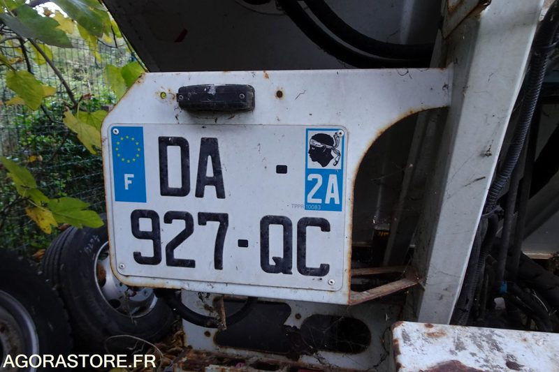 Renault Midlum 220 DXI - Coche: foto 2 Renault Midlum 220 DXI - Coche: foto 2