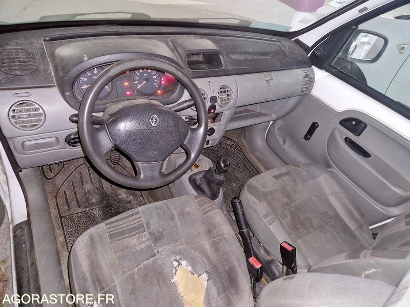 Renault kangoo - 2006 - 87200 - 690EEV91 - Furgoneta pequeña: foto 5 Renault kangoo - 2006 - 87200 - 690EEV91 - Furgoneta pequeña: foto 5